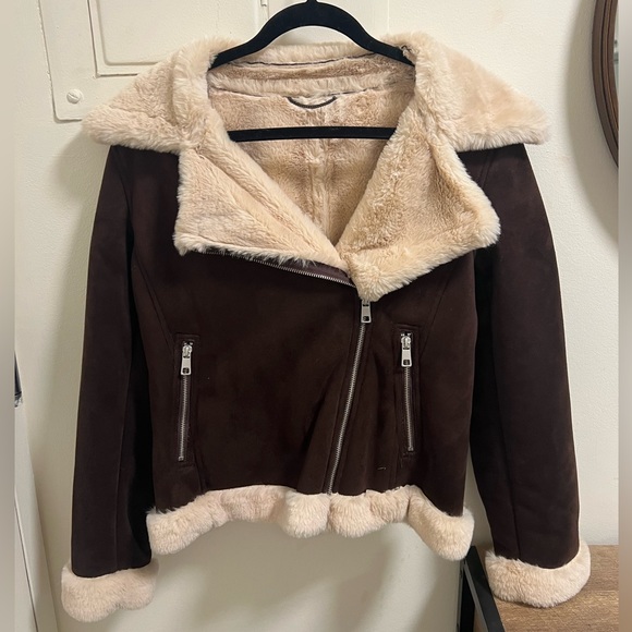 Banana Republic - Women’s Faux Fur Jacket – Size S - Picture 1 of 4